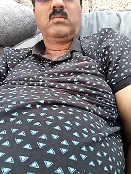 moonflower25 online show from October 2025 05:28:02 AM