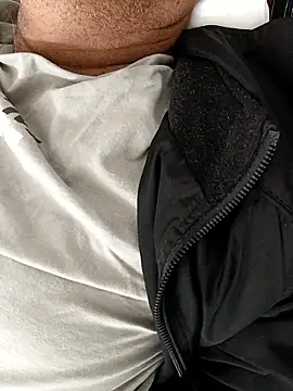 moonflower25 online show from January 2026 01:08:02 AM