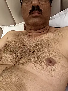 moonflower25 online show from April 2026 03:39:02 PM