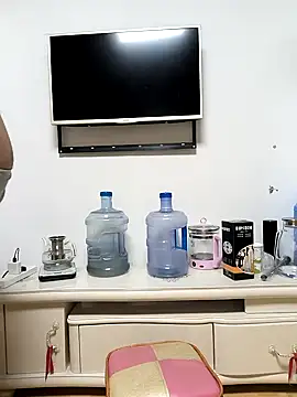 huanhuanaaaaa online show from November 2025 05:02:01 PM