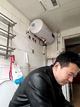 huanhuanaaaaa online show from March 2026 05:13:01 AM