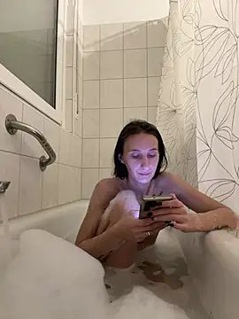 Snapshot of Emilia_Mausi chatting on February 2026 08:16:02 PM Emilia Mausi online show from February 2026 08:16:02 PM