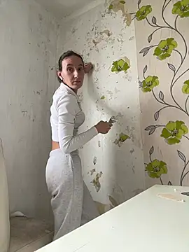 Snapshot of Emilia_Mausi chatting on February 2026 02:18:01 PM Emilia Mausi online show from February 2026 02:18:01 PM