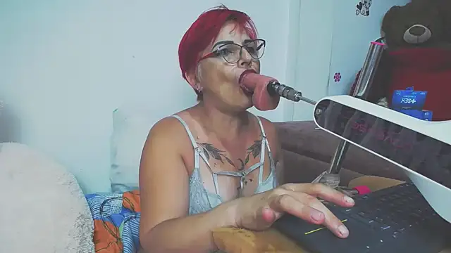 Yeny hot  online show from October 2025 04:40:01 AM