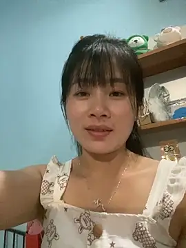 Snapshot of One-nice chatting on September 2025 12:26:01 PM One-nice online show from September 2025 12:26:01 PM