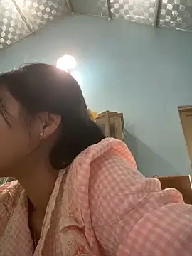 Snapshot of One-nice chatting on October 2025 02:31:01 AM One-nice online show from October 2025 02:31:01 AM