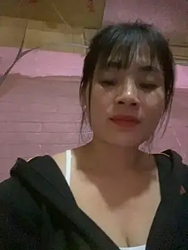 Snapshot of One-nice chatting on October 2025 06:34:01 AM One-nice online show from October 2025 06:34:01 AM