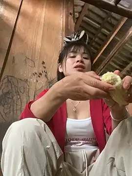 Snapshot of One-nice chatting on October 2025 03:36:02 AM One-nice online show from October 2025 03:36:02 AM