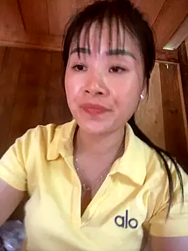 Snapshot of One-nice chatting on October 2025 04:36:01 AM One-nice online show from October 2025 04:36:01 AM