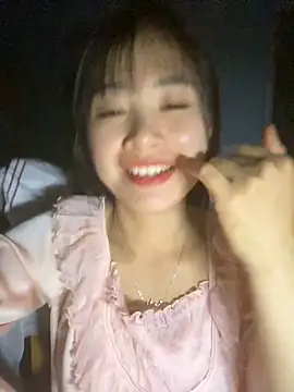 Snapshot of One-nice chatting on November 2025 12:38:02 PM One-nice online show from November 2025 12:38:02 PM