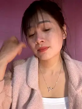 Snapshot of One-nice chatting on November 2025 03:13:02 PM One-nice online show from November 2025 03:13:02 PM