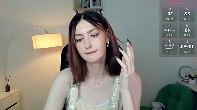 EasterBlink online show from November 2025 12:26:01 PM