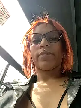 Zoe73  online show from September 2025 06:46:01 PM