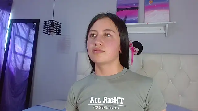 Zaaida  online show from November 2025 03:54:02 PM