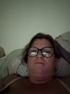 Delphineben online show from September 2025 07:08:01 PM