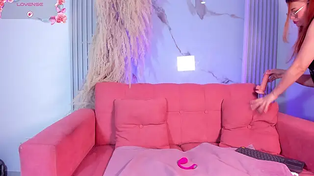 ivonyMiller online show from November 2025 09:14:01 PM