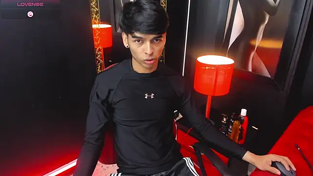 OnlyJos online show from October 2025 06:49:01 PM