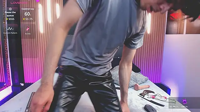 OnlyJos online show from December 2025 06:13:02 PM