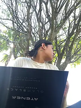 Snapshot of Miagomezx chatting on January 2026 02:54:02 PM Miagomezx online show from January 2026 02:54:02 PM