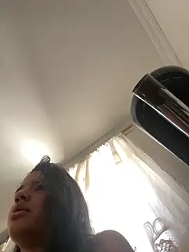 Snapshot of Miagomezx chatting on February 2026 04:24:02 PM Miagomezx online show from February 2026 04:24:02 PM