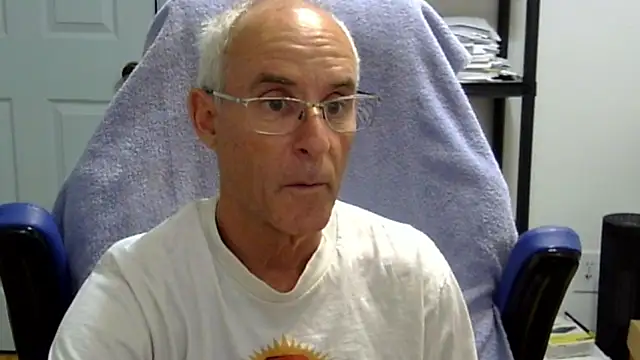 Snapshot of funone1999 chatting on September 2025 12:47:02 AM funone1999 online show from September 2025 12:47:02 AM