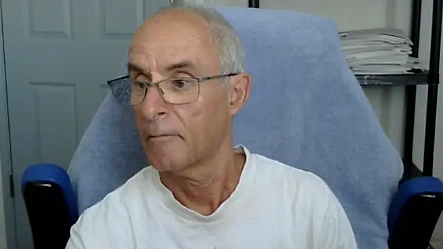 Snapshot of funone1999 chatting on October 2025 08:38:02 PM funone1999 online show from October 2025 08:38:02 PM