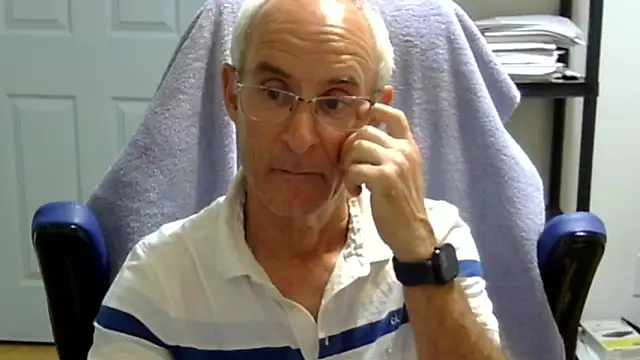 Snapshot of funone1999 chatting on October 2025 04:45:01 AM funone1999 online show from October 2025 04:45:01 AM