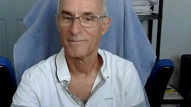 Snapshot of funone1999 chatting on November 2025 09:14:01 PM funone1999 online show from November 2025 09:14:01 PM