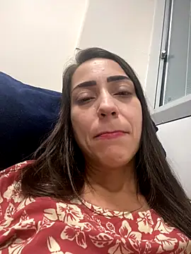 lucioliveira online show from October 2025 05:32:01 AM