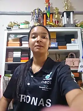 Natural Asian Girl online show from October 2025 03:45:01 PM