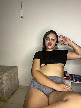 Snapshot of lunita_sweet5 chatting on February 2026 07:19:01 AM lunita sweet5 online show from February 2026 07:19:01 AM