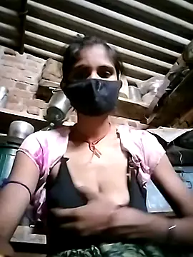 Joshi Love143 online show from November 2025 12:59:01 PM