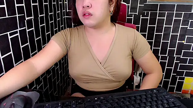 xUrDreamSlutWhore online show from September 2025 02:11:02 AM