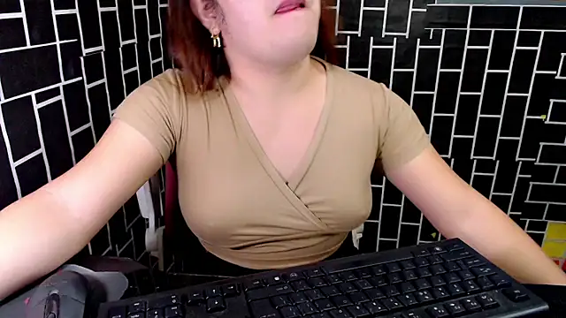 xUrDreamSlutWhore online show from September 2025 03:56:01 PM