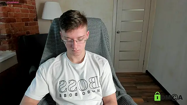 Harm Dick online show from October 2025 10:47:02 AM