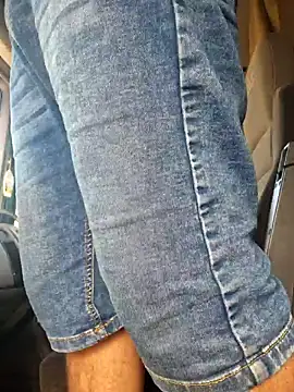 Snapshot of Amberdual chatting on September 2025 09:32:02 AM Amberdual online show from September 2025 09:32:02 AM