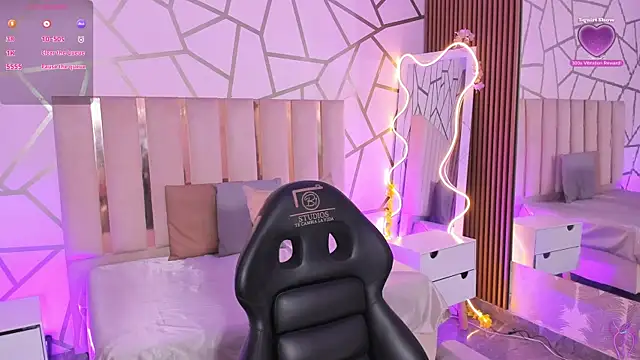 CYRUS TAY online show from April 2026 11:47:02 AM