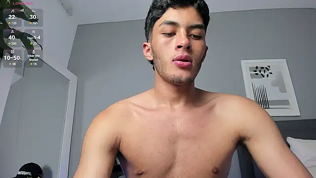 Tylerffoxx online show from February 2026 08:24:02 PM