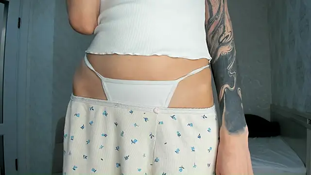 Amy Loveme online show from October 2025 03:37:02 AM