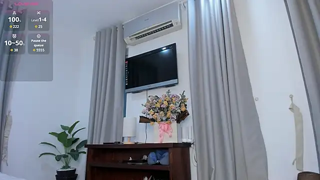 Amy Loveme online show from November 2025 12:10:02 AM