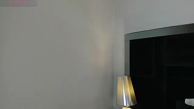 CarolineLee  online show from February 2026 10:36:01 PM