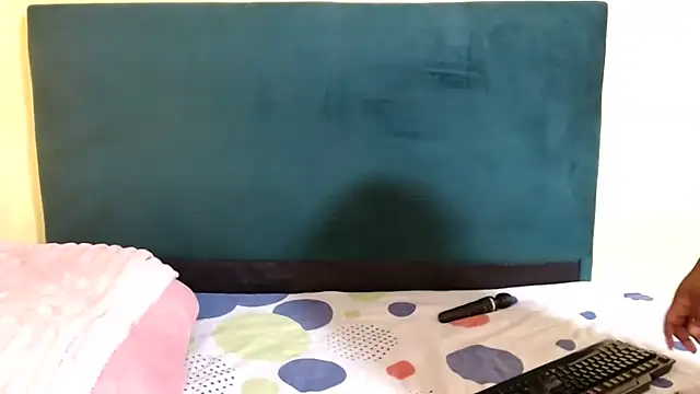 BootyGoddess23 online show from September 2025 07:13:02 PM