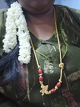 Snapshot of TAMIL_ELAKKIYA chatting on July 2026 05:07:02 PM TAMIL ELAKKIYA online show from July 2026 05:07:02 PM