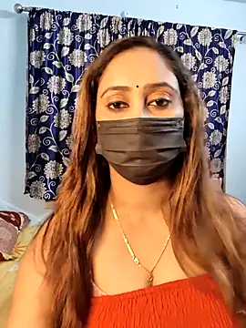 Cute-lusi online show from October 2025 07:12:02 PM