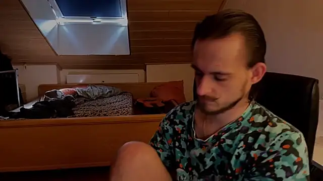 Bez3ybik online show from April 2026 01:04:02 PM