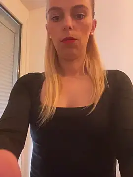 BrumeLove online show from April 2026 10:33:01 AM