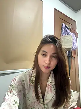 LanySylvia online show from October 2025 04:08:01 PM