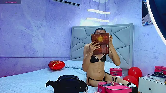 Snapshot of shantala_nastasiia chatting on September 2025 01:10:01 PM shantala nastasiia online show from September 2025 01:10:01 PM