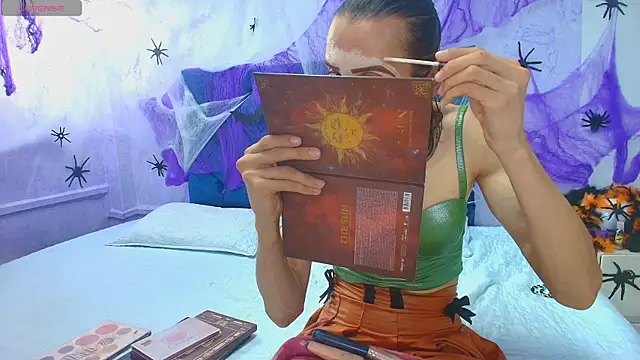 Snapshot of shantala_nastasiia chatting on October 2025 12:28:02 PM shantala nastasiia online show from October 2025 12:28:02 PM