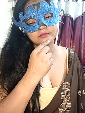 MEERAcle online show from April 2026 03:38:01 AM